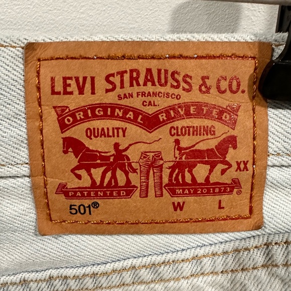 🌸 Levi's Light Wash Denim Shorts - W25 🌸 - Picture 6 of 6